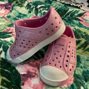 DSG (Dick’s Sporting Goods) EVA slip on shoes toddler size 6, glitter pink